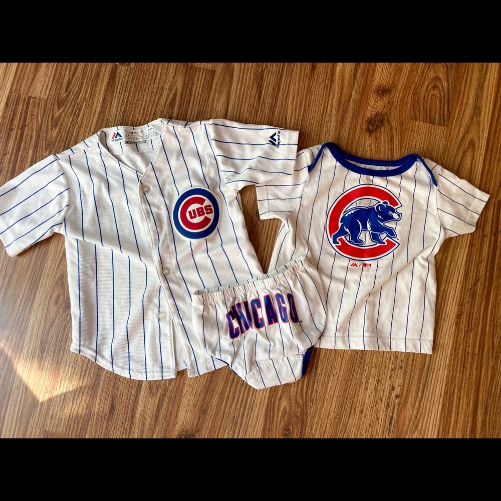 Chicago Cubs baby outfit